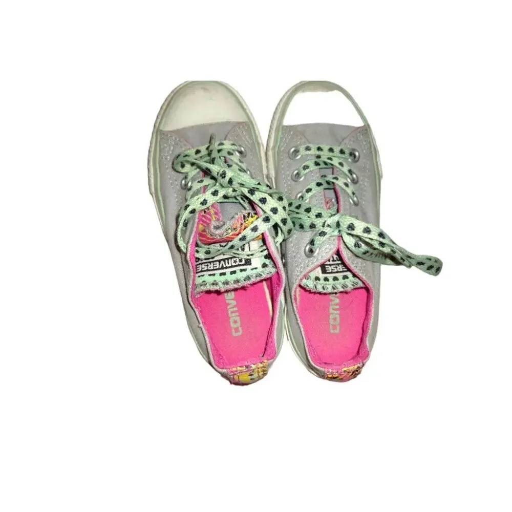 Converse Girls Sneakers Size 11